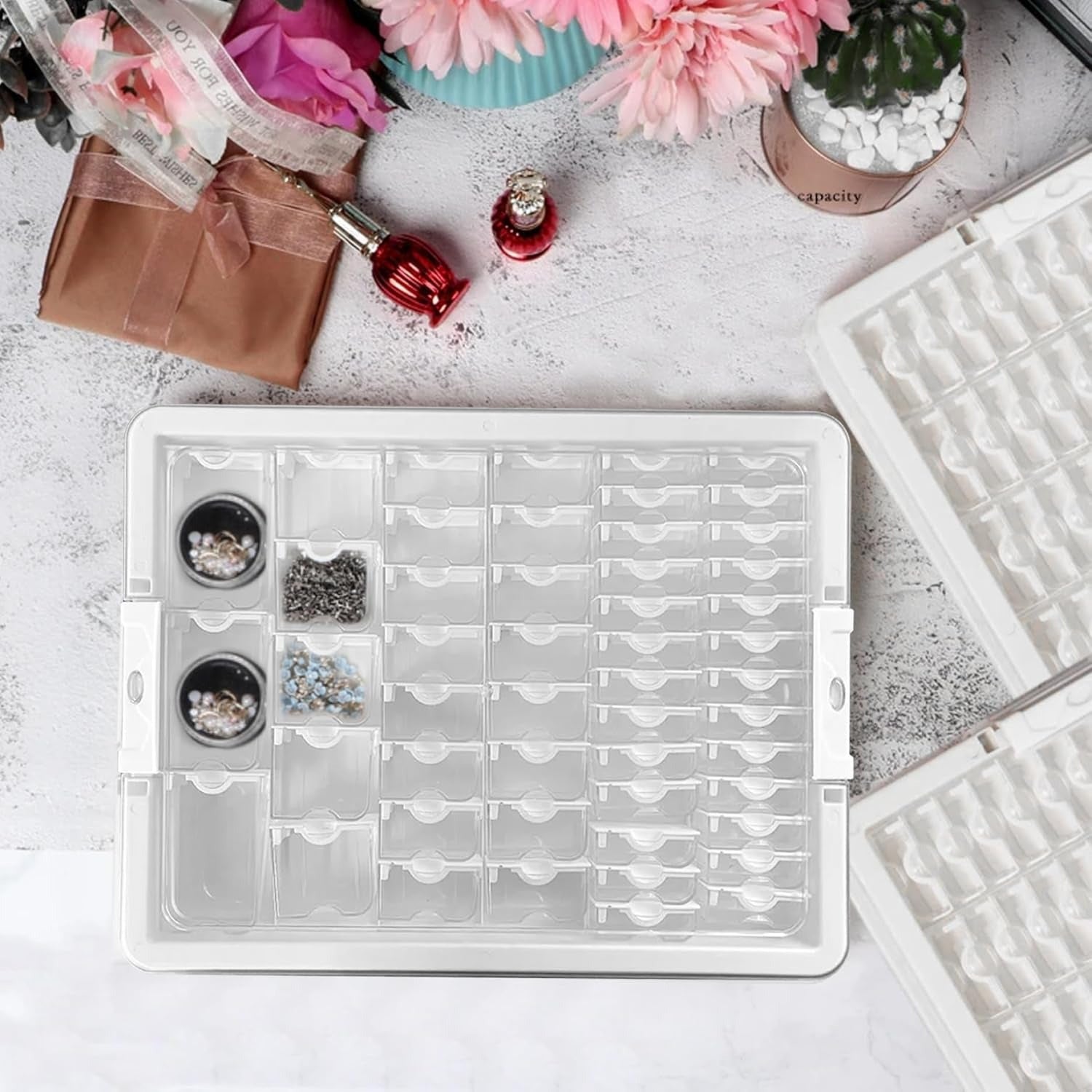 1 Set Bead Storage Solutions Includes 50 Clear Removable Bead Storage Containers with Snap Shut Lid, Plastic Bead Organizer Box for Nail Art Rhinestone Jewelry, Jewelry Organizer Box